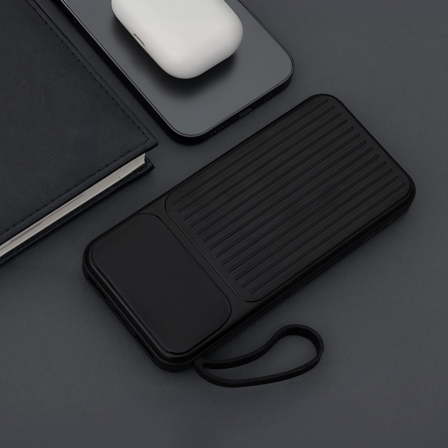 Eksterna baterija MaXlife MXPB-06, 10000mAh, 22.5W, QC + PD, 1 x Lightning - 2 x USB-A - 2 x USB-C, Crna