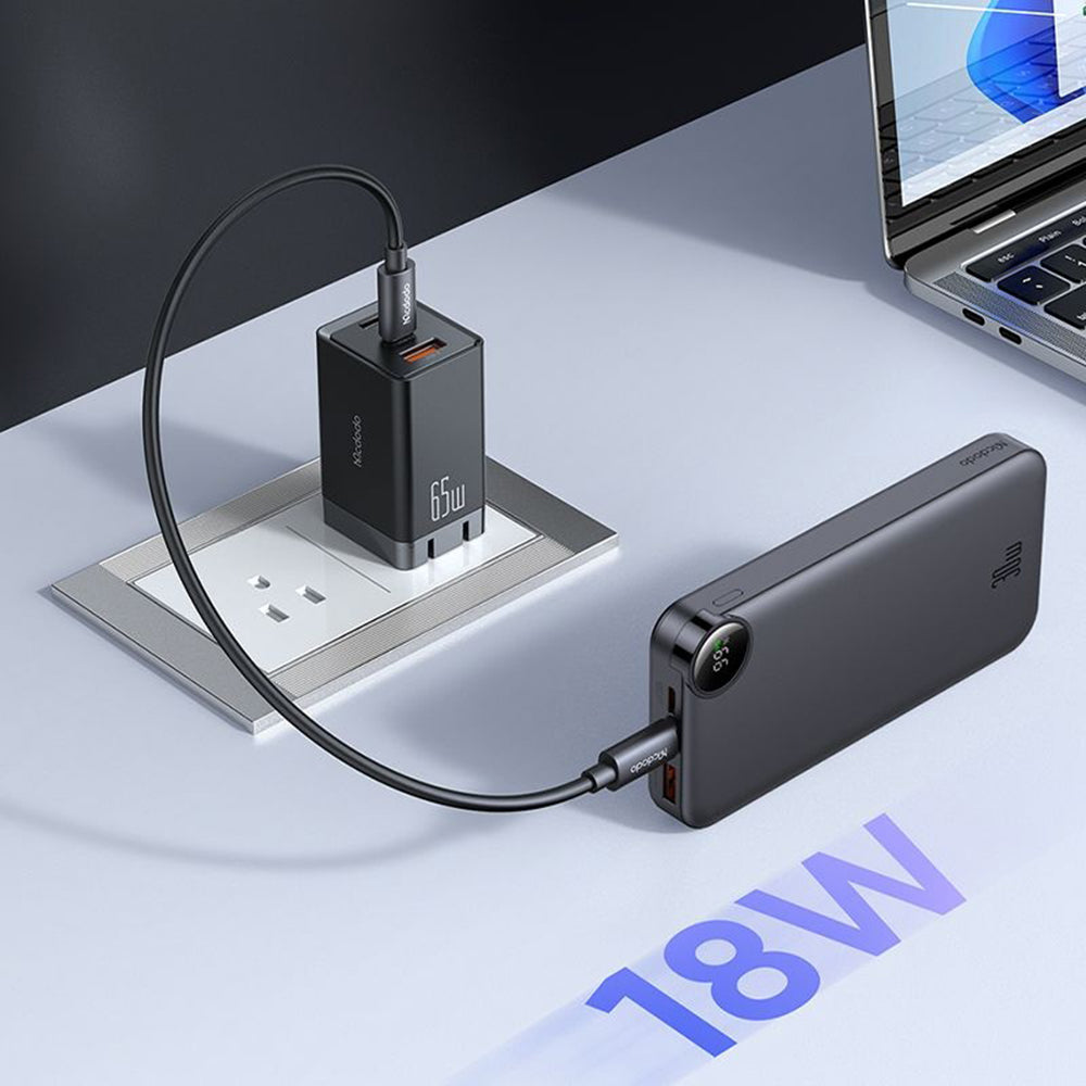Eksterna baterija McDodo MC-3850 Display, 10000mAh, 30W, QC + PD, 1 x USB-A - 2 x USB-C, Crna