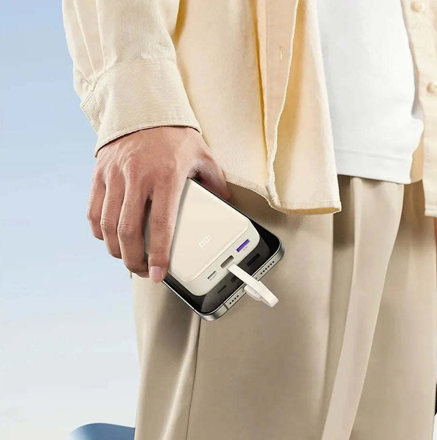 Eksterna baterija UGREEN PB521, 20000mAh, 30W, QC + PD, 1 x USB-A - 2 x USB-C, Bela