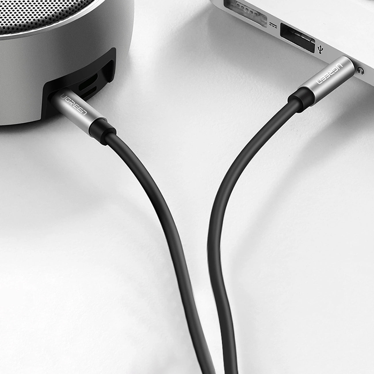 Audio kabl 3.5mm - 3.5mm UGREEN AV119, 2m, Crni