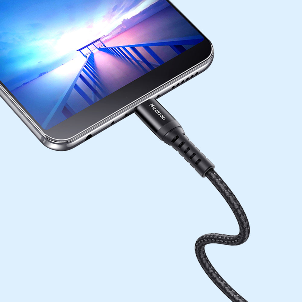 Kabl za Podatke i Punjenje USB-A - microUSB McDodo CA-2281, 18W, 1m, Crni