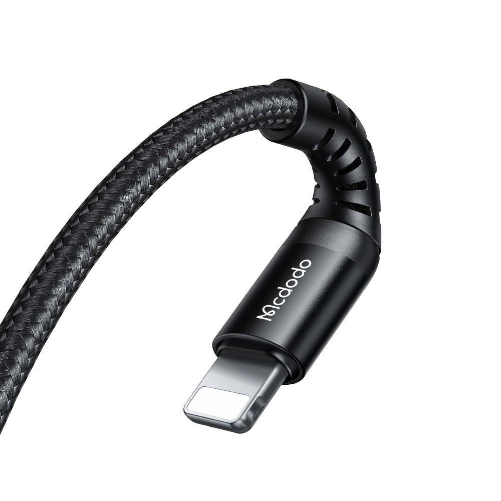 Kabl za podatke i punjenje USB-C - Lightning McDodo CA-5631, 36W, 1m, Crni
