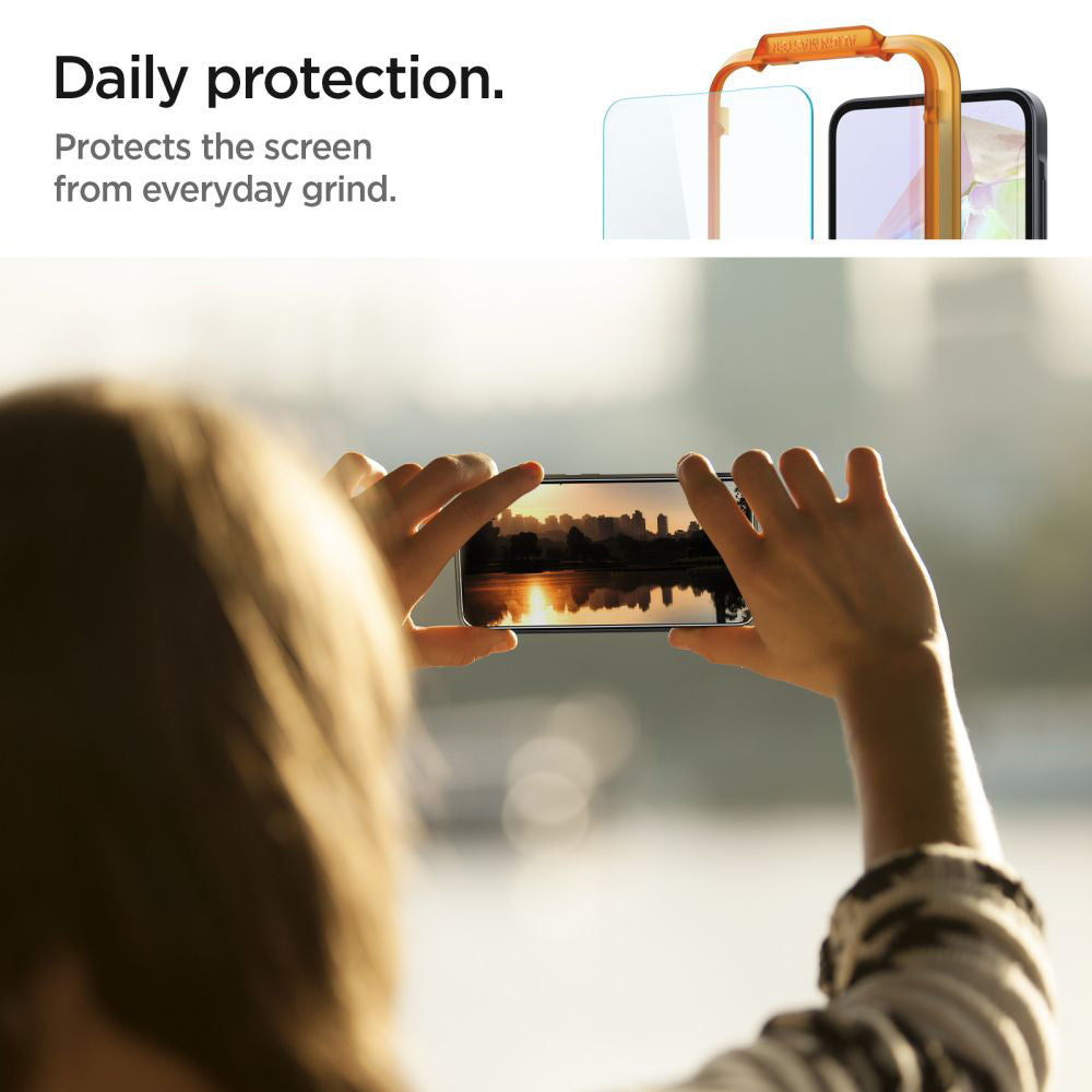 Folija za zaštitu ekrana Spigen GlastR Align Master za Samsung Galaxy M35 / A35 5G A356, Kaljeno staklo, Full Glue, Set 2 komada AGL07772