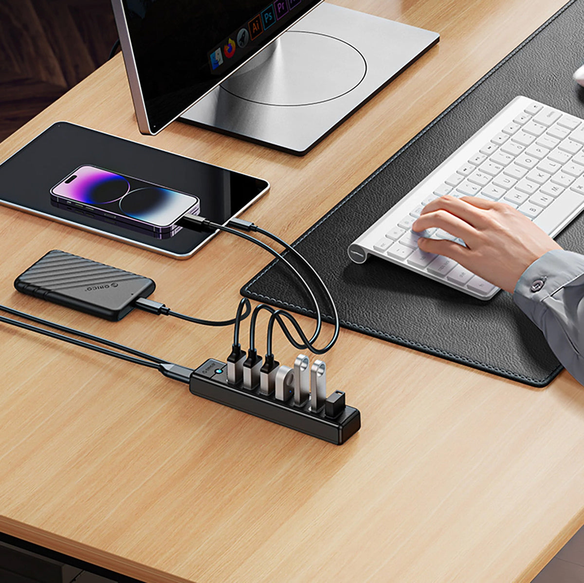 Hub USB Orico PW7U-U3, 7 x USB-A 3.0 - 1 x USB-C, Crni