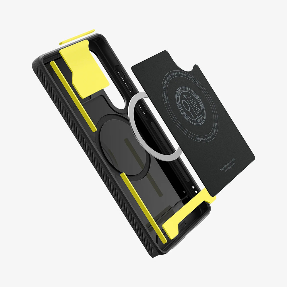 Futrola MagSafe za Samsung Galaxy S25 Ultra S938, Spigen, Rugged Armor, Mat Crna ACS08951