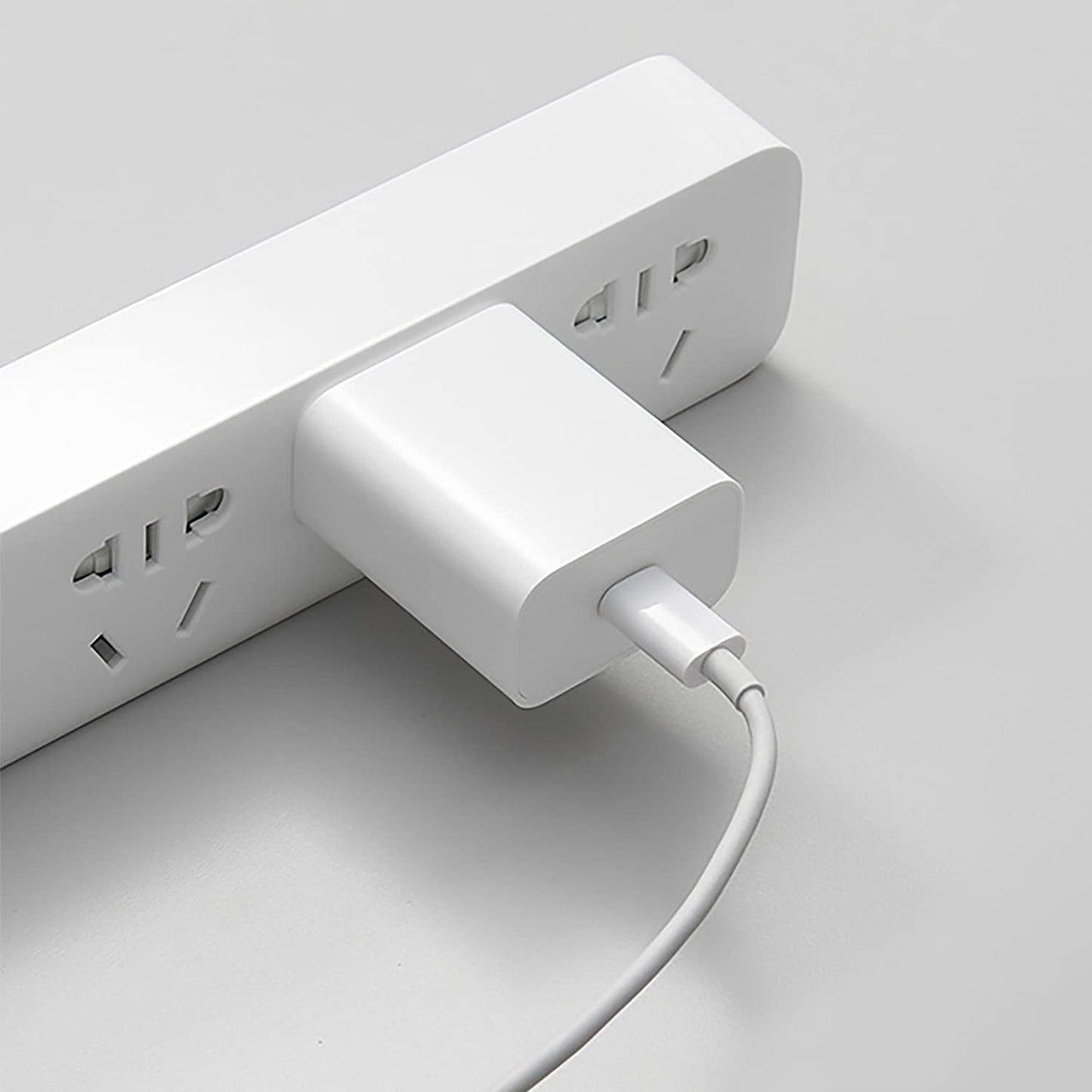 Xiaomi mrežni punjač, 20W, 3A, 1 x USB-C, Bela BHR4927GL