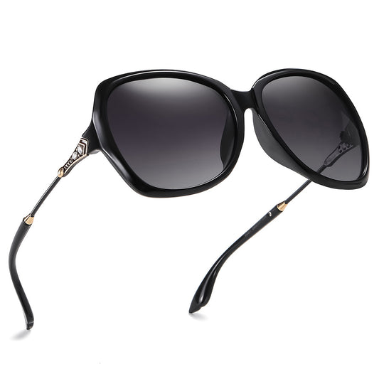 Naočare za sunce za dame Techsuit 8881, polarizovane, UV zaštita, crno sive