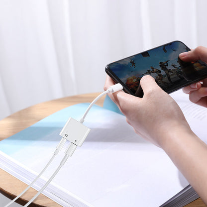 Audio adapter Lightning na Lightning Joyroom S-Y104 Ben, sa Lightning punjem portom, Beli