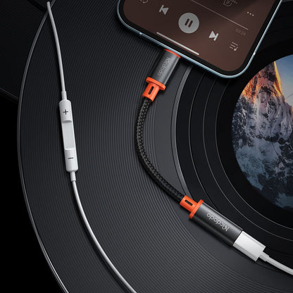 Adapter za podatke i punjenje USB-C - Lightning McDodo CA-1440, Crni