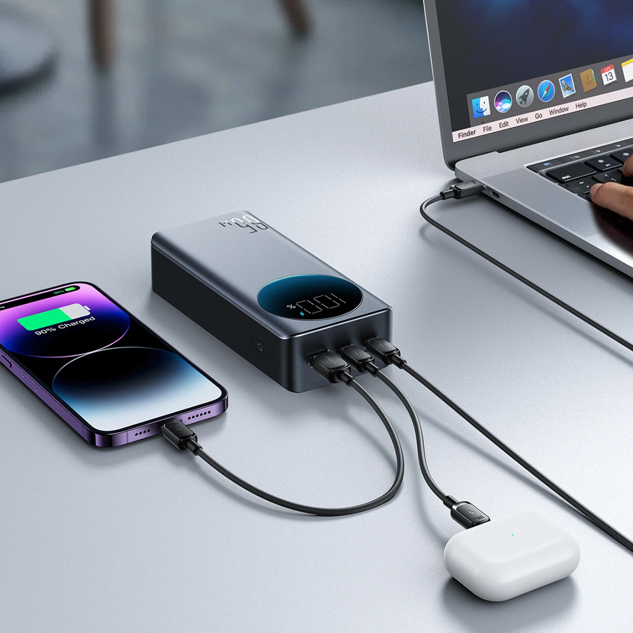 Eksterna baterija Joyroom JR-PBF05 Pro, 30000mAh, 65W, QC + PD, 1 x USB-A - 2 x USB-C, Crna