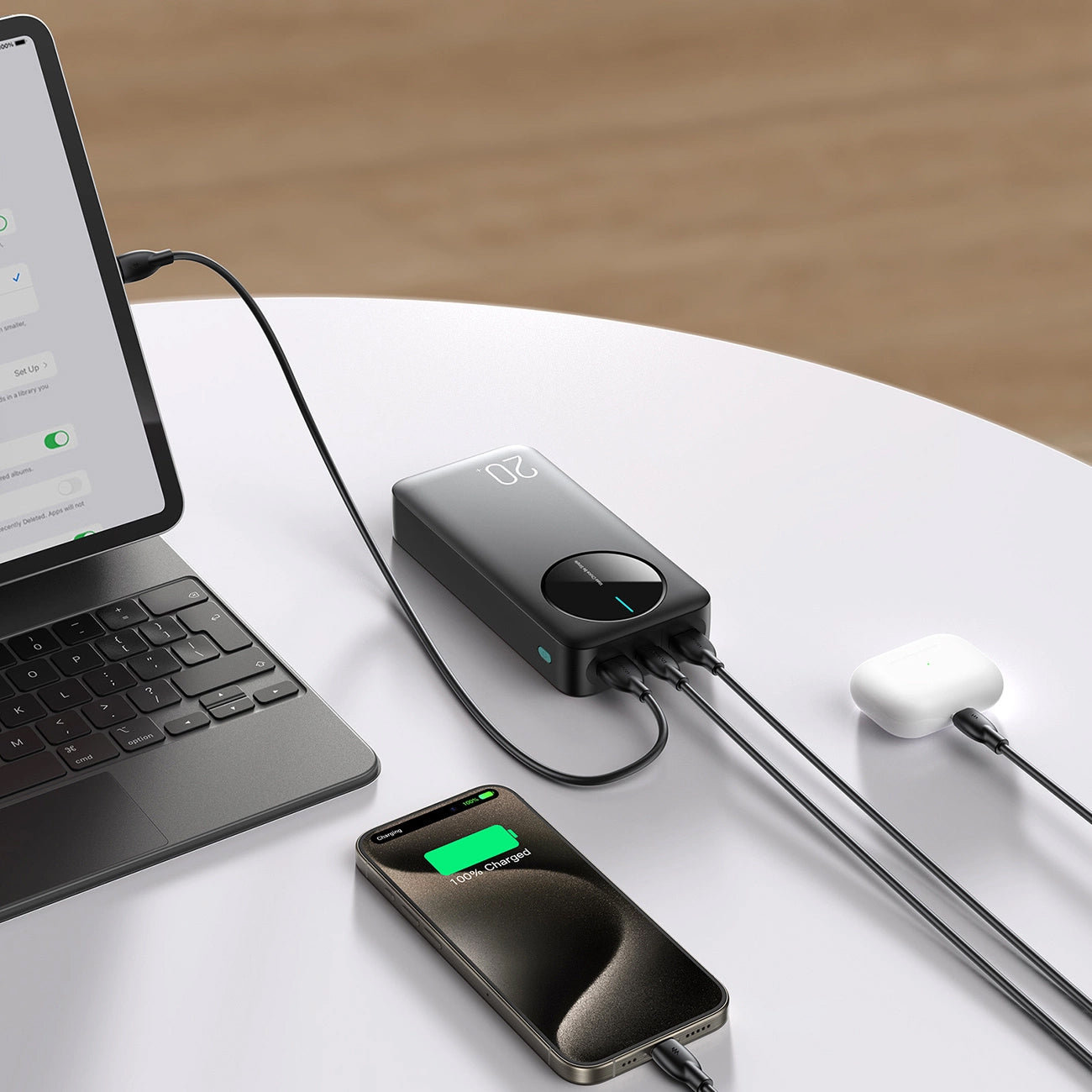 Spoljna baterija Joyroom JR-PBF14, 20000mAh, 12W, 1 x USB-C - 2 x USB-A, Crna