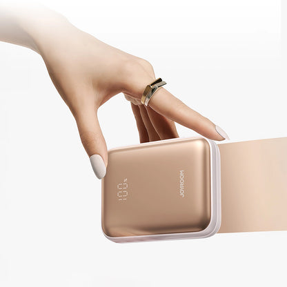 Spoljna baterija Joyroom JR-PBF27, 10000mAh, 22.5W, PD, 1 x Lightning - 2 x USB-C, Zlatna