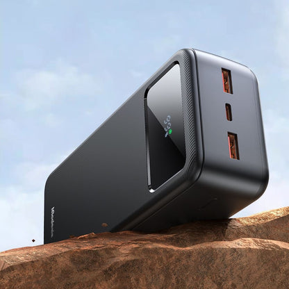 Eksterna baterija McDodo MC-4240, 30000mAh, 22.5W, QC + PD, 2 x USB-A - 1 x USB-C, Crna