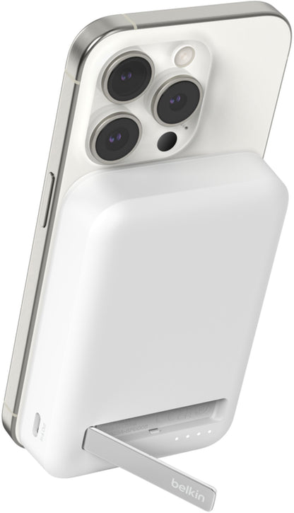 Bežična Eksterna Baterija Belkin BoostCharge Pro sa Postoljem, 10000mAh, 15W, FQI, 1 x QI - 1 x USB-C, Bela BPD008btWH