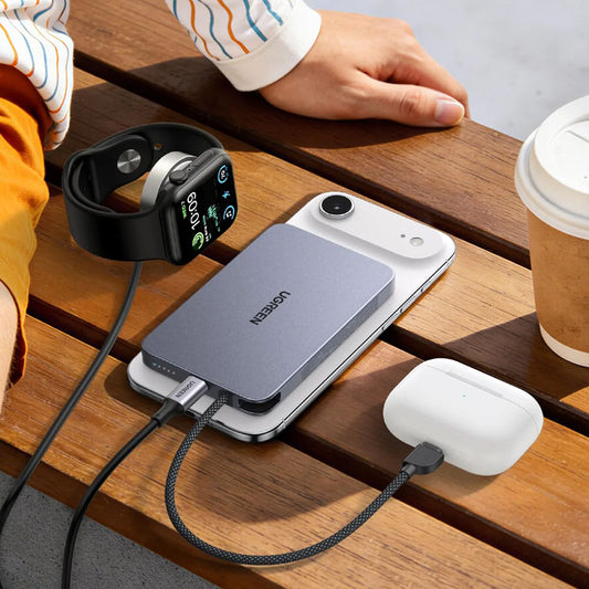 Bežična eksterna baterija UGREEN PB570 (65839B), 10000 mAh, 30 W, PD + FQI, 1 x QI – 2 x USB-C, plava