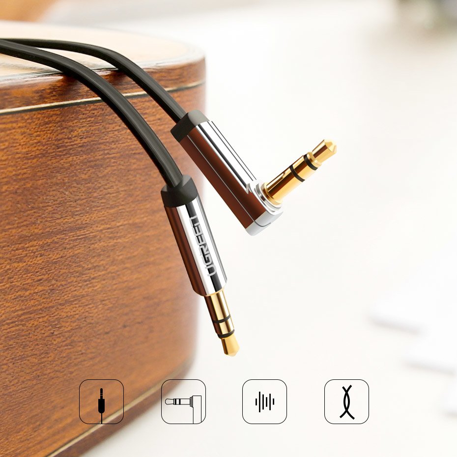 Audio kabel 3.5mm - 3.5mm UGREEN AV112 pod kutom, 1m, crni