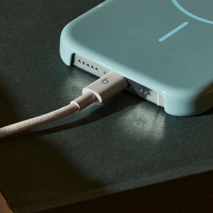 Kabl za podatke i punjenje USB-C - USB-C Beats, 1.5m, Bež MDGD4ZM/A