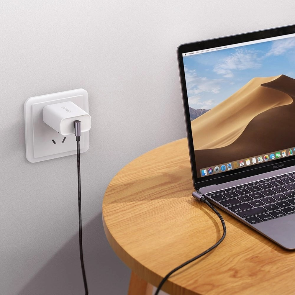 Kabl za podatke i punjenje USB-C - USB-C UGREEN US323 Angled, 60W, 2m, Crni