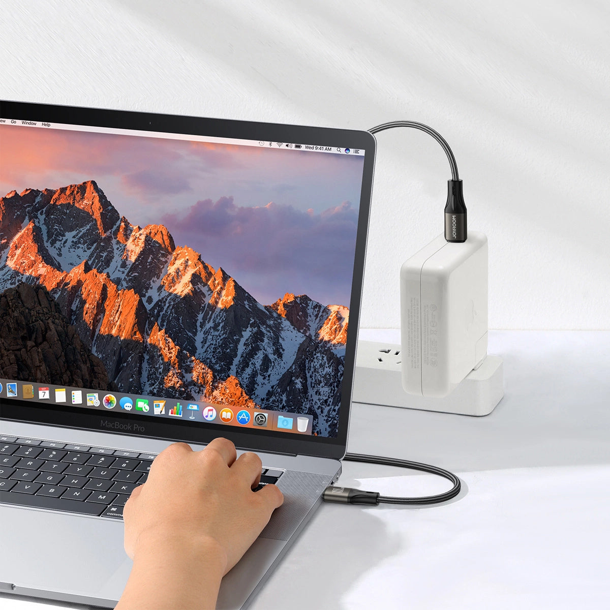 Kabl za prenos podataka i punjenje USB-C - USB-C Joyroom S-A25 Light-Speed, 100W, 1.2m, Crni