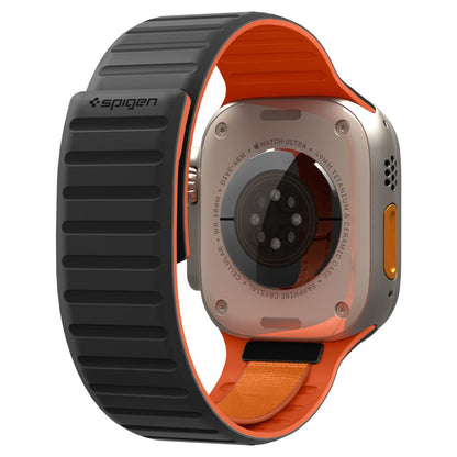 Spigen Athlex Air M kaiš za Apple Watch 49mm / 46mm / 45mm / 44mm Series, Crno Narandžasti AMP11534