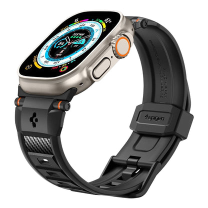 Kaiš Spigen Rugged za Apple Watch 49mm / 46mm / 45mm / 44mm / 42mm Series, Crna AMP07105