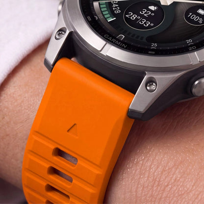 Techsuit silikonska narukvica za Garmin Fenix 5 / 6 / 6 Pro / 7 / 8 / 8 Pro / E / 9 / 9 Pro, narandžasta