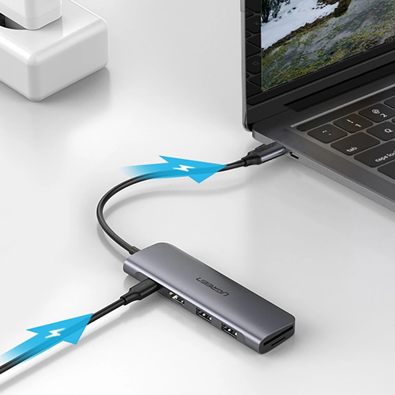 Hub USB-C UGREEN CM195 (15214), 2 x USB-A 3.0 - 1 x USB-C - 1 x HDMI - 1 x SD - 1 x microSD, Sivi