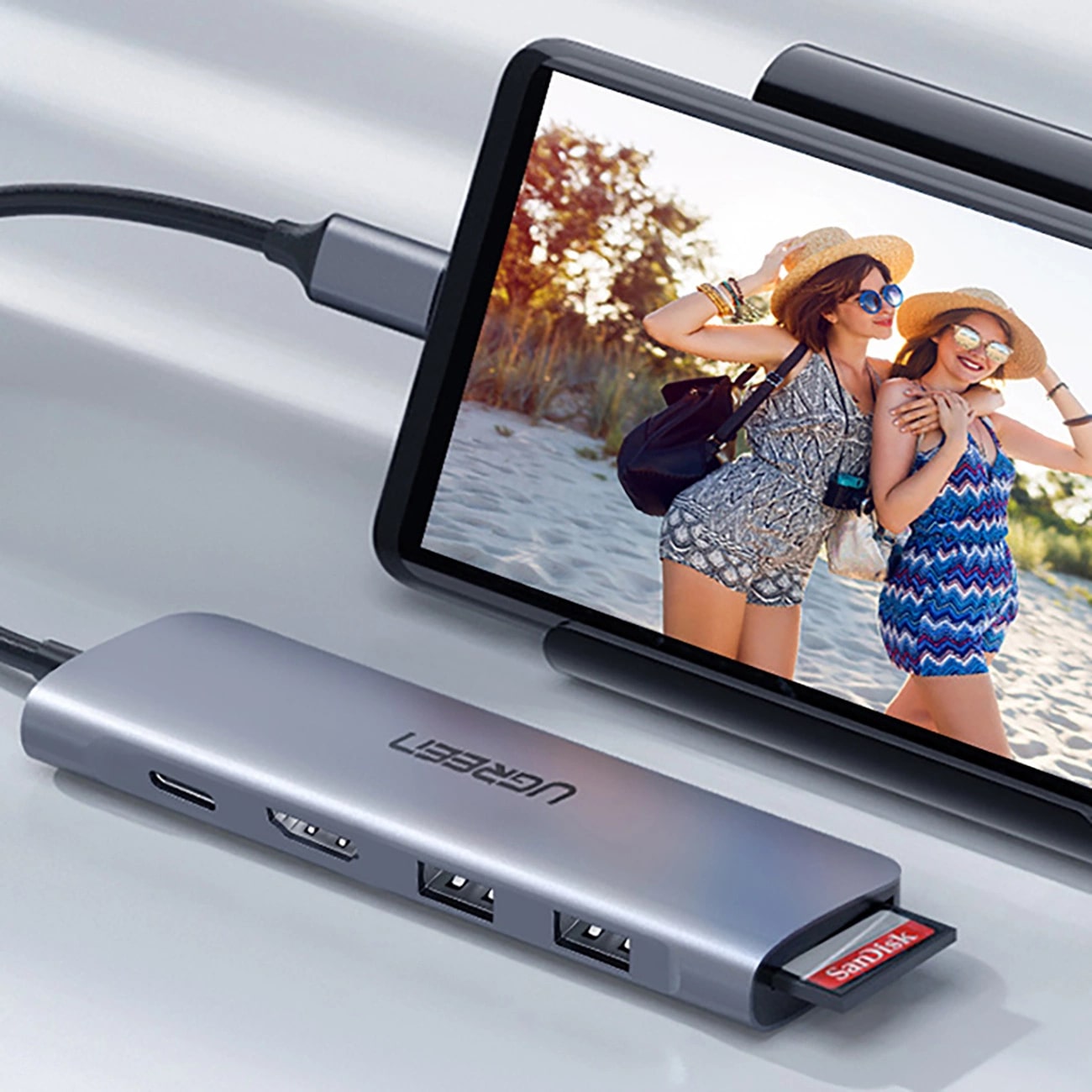 Hub USB-C UGREEN CM195 (15214), 2 x USB-A 3.0 - 1 x USB-C - 1 x HDMI - 1 x SD - 1 x microSD, Sivi