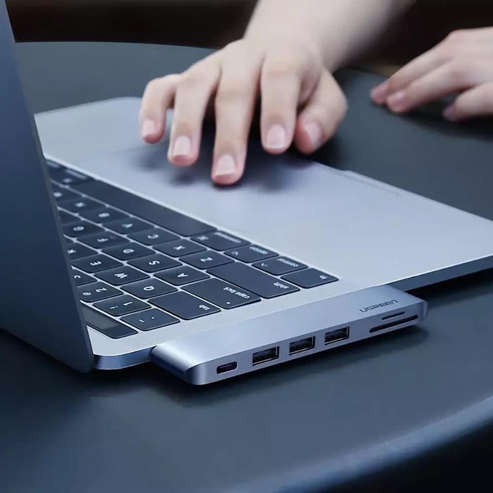 Hub USB-C UGREEN CM251 za Apple MacBook Pro / Air, 3 x USB-A 3.0 - 1 x USB-C - 1 x SD - 1 x microSD, Sivi