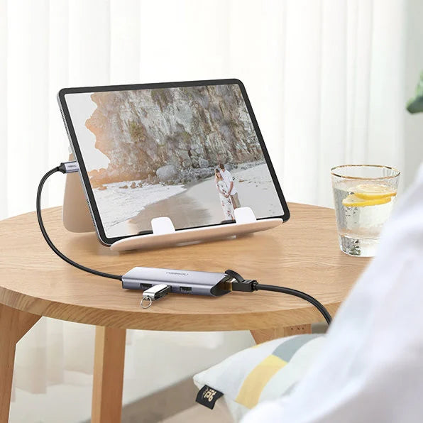 Hub USB-C UGREEN CM252, 3 x USB-A 3.0 - 1 x USB-C - RJ45, Sivi