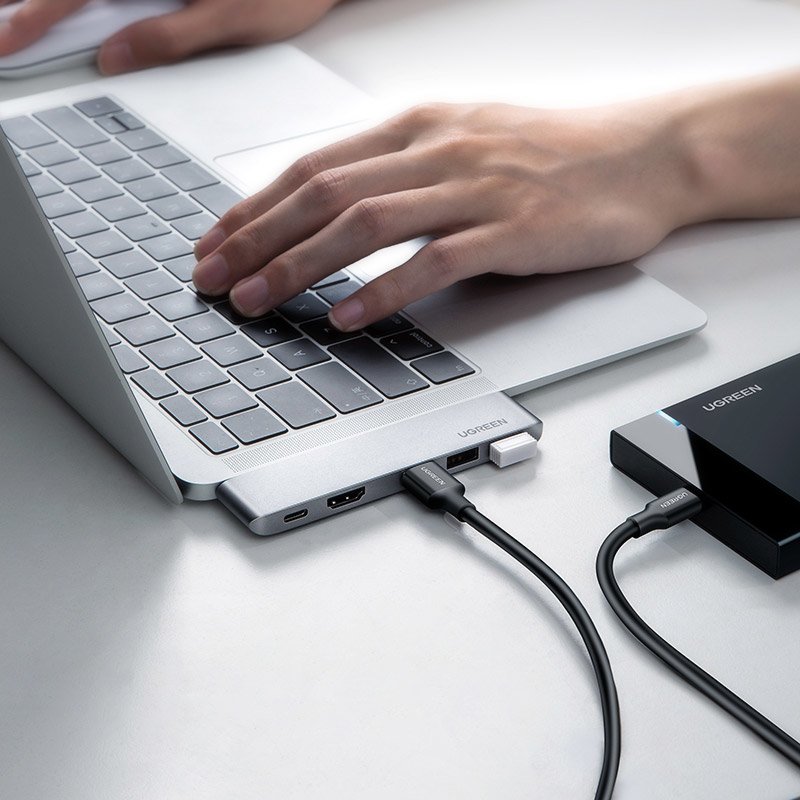 USB-C Hub UGREEN za Apple MacBook Pro / Air Series, 3 x USB-A 3.0 - 1 x USB-C - 1 x HDMI, Siva