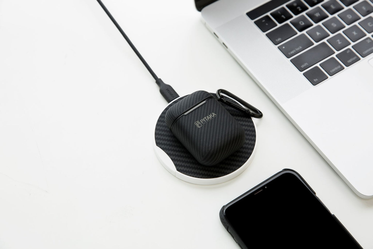 Pitaka Air Pal Case for Apple AirPods Gen 2 / Gen 1, Black APM1001 APM1001