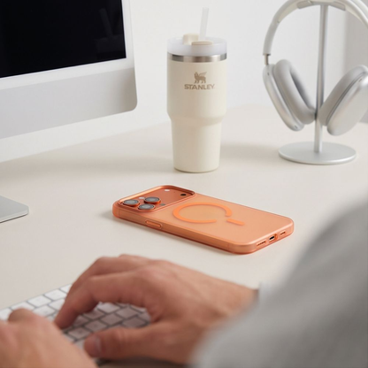 MagSafe futrola za Apple iPhone 18 Pro Max / 17 Pro Max, Tech-Protect, MagZero, Mat narandžasta
