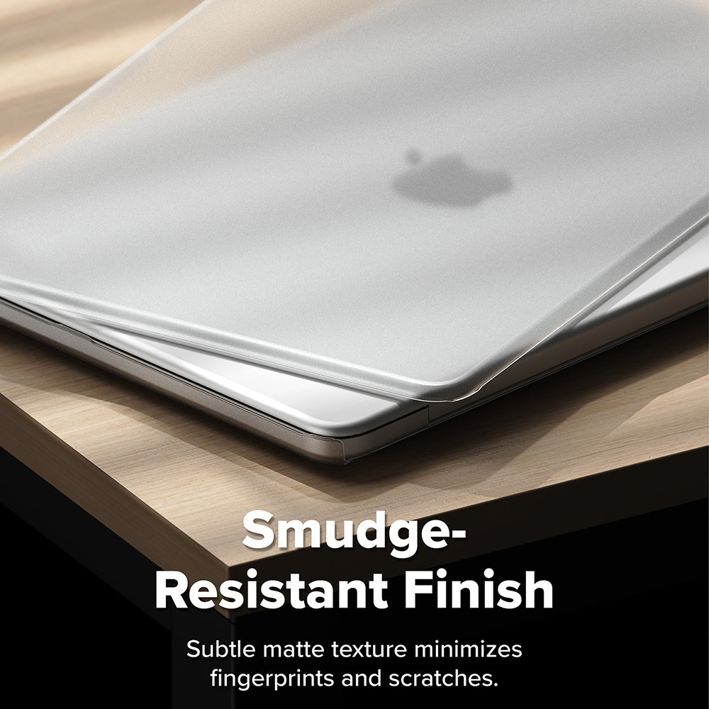 Ringke Slim futrola za Apple MacBook Neo 13 inča, mat providna.