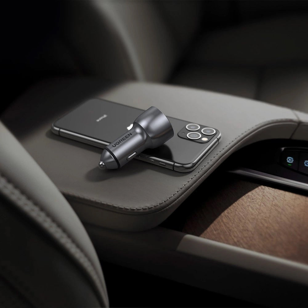 Auto punjač UGREEN CD213, 36W, 3A, 1 x USB-A - 1 x USB-C, Sivi