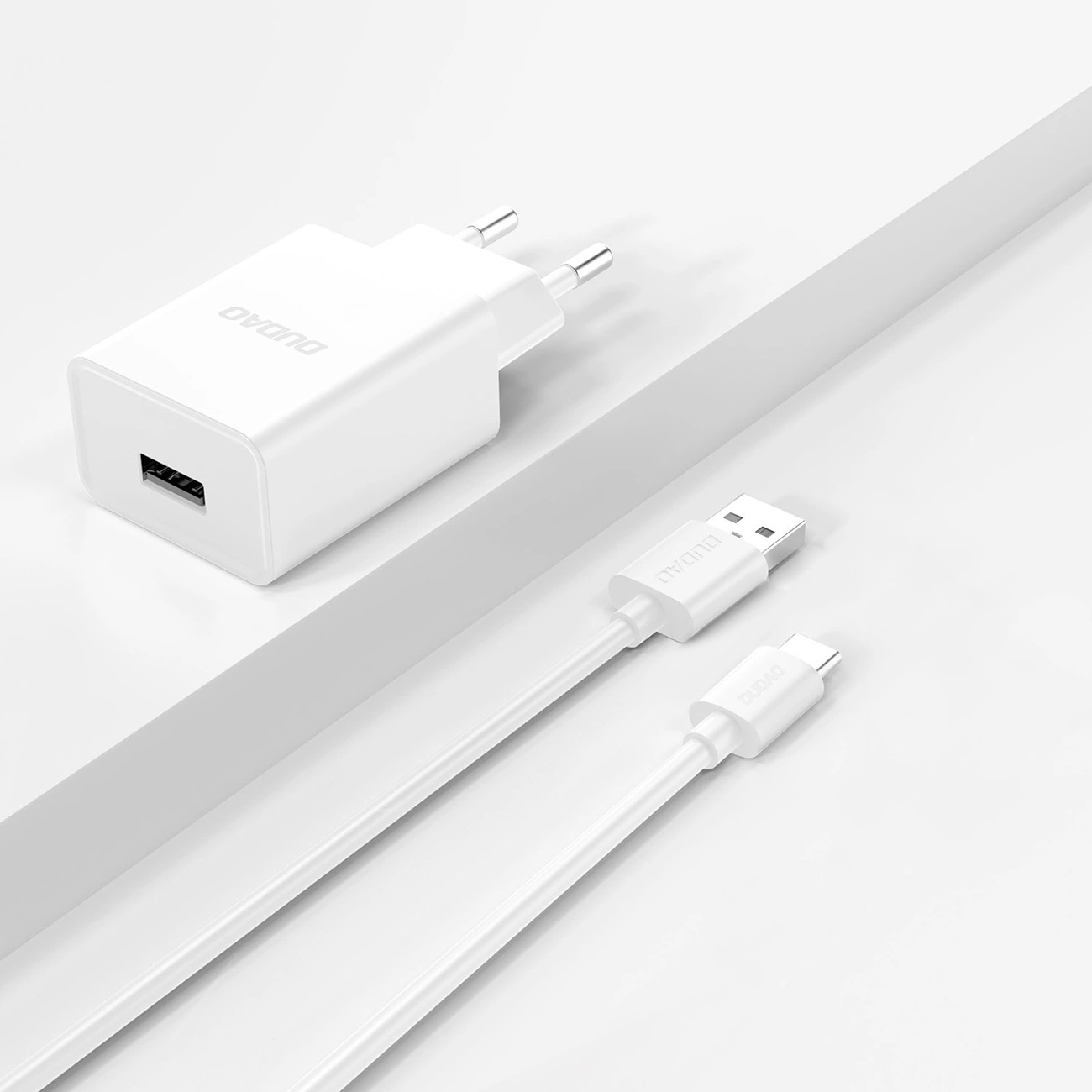 Punjač za mrežu sa USB-C kablom Dudao A4EU, 10W, 2.1A, 1 x USB-A, Bela