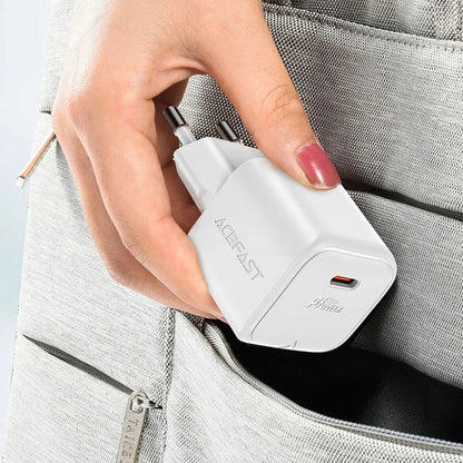Punjač mreže sa USB-C kablom Acefast A77, 30W, 3A, 1 x USB-C, Beli