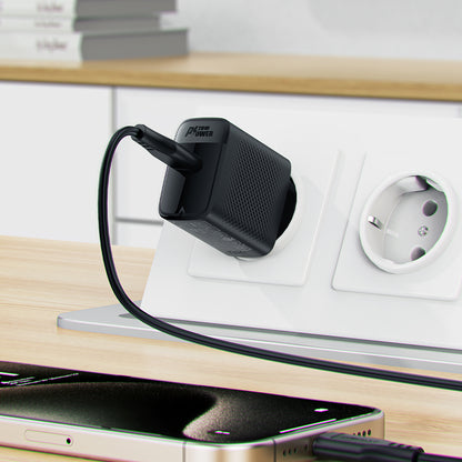 Punjač za mrežu sa USB-C kablom Acefast A82, 20W, 3A, 1 x USB-C, Crni