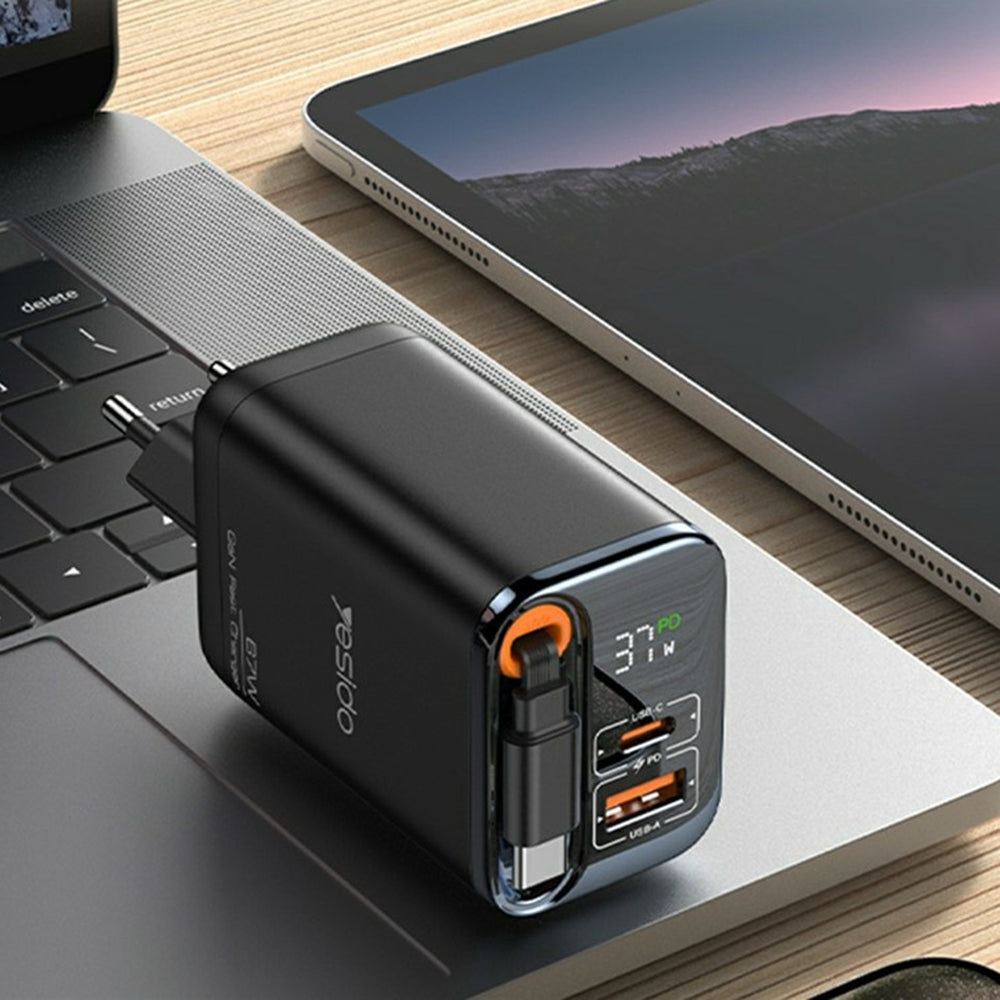 Mrežni punjač sa USB-C kablom Yesido YC100 Display, 67W, 3.35A, 1 x USB-A - 1 x USB-C, Crni