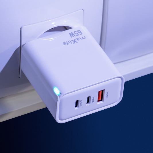 Punjač za mrežu MaXlife MXTC-09-65ACC, 65W, 3.25A, 1 x USB-A - 2 x USB-C, Beli