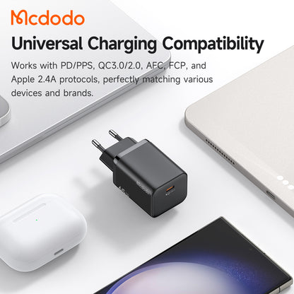 Punjač za mrežu McDodo CH-0850 Ultimate Mini, 65W, 3.25A, 1 x USB-C, Crni