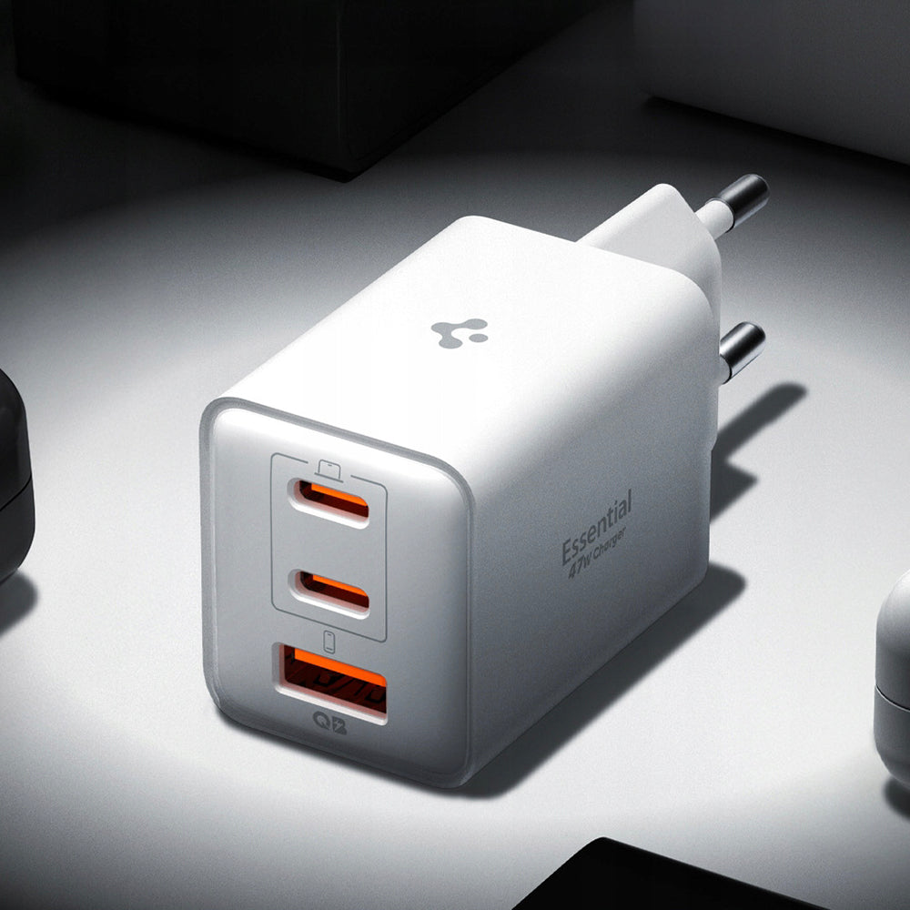 Punjač za mrežu Spigen EE473EU Essential, 47W, 3A, 1 x USB-A - 2 x USB-C, Beli ACH09464
