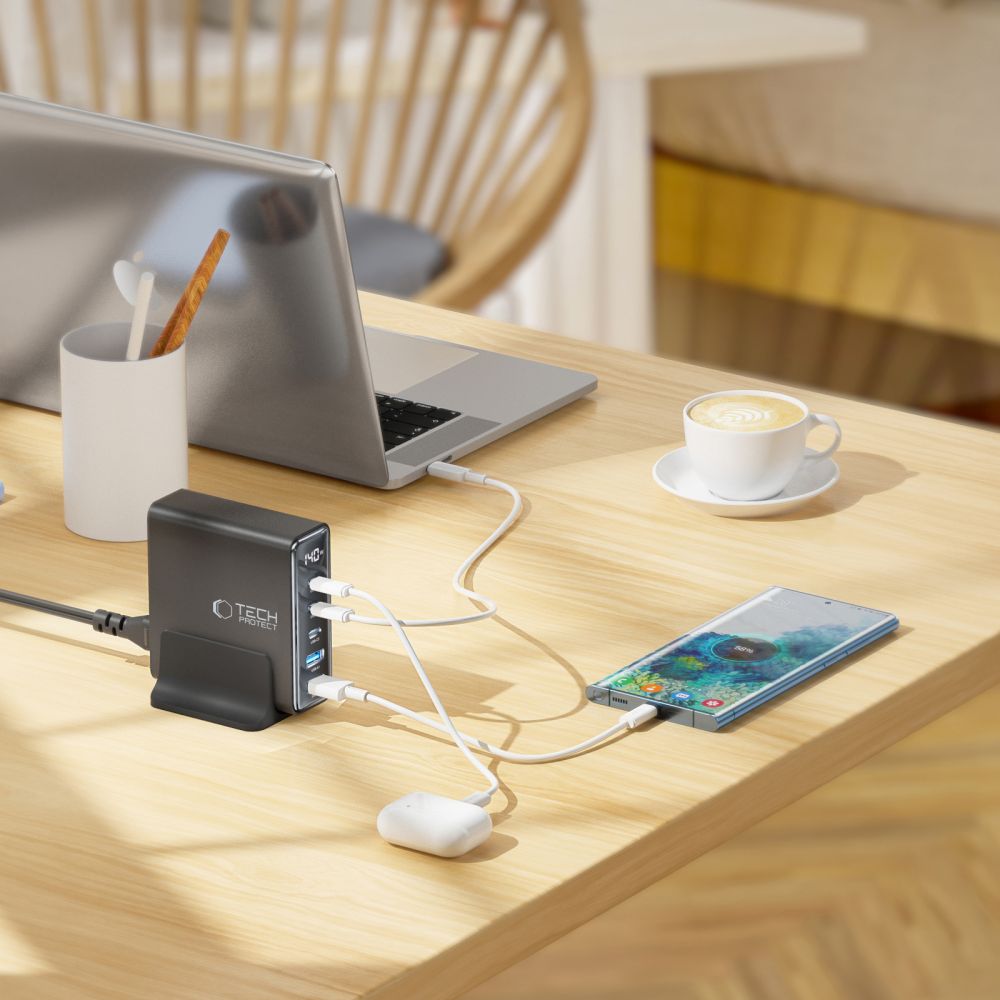 Punjač Stanica Tech-Protect DC140W, 140W, 3A, 2 x USB-A - 3 x USB-C, Crna