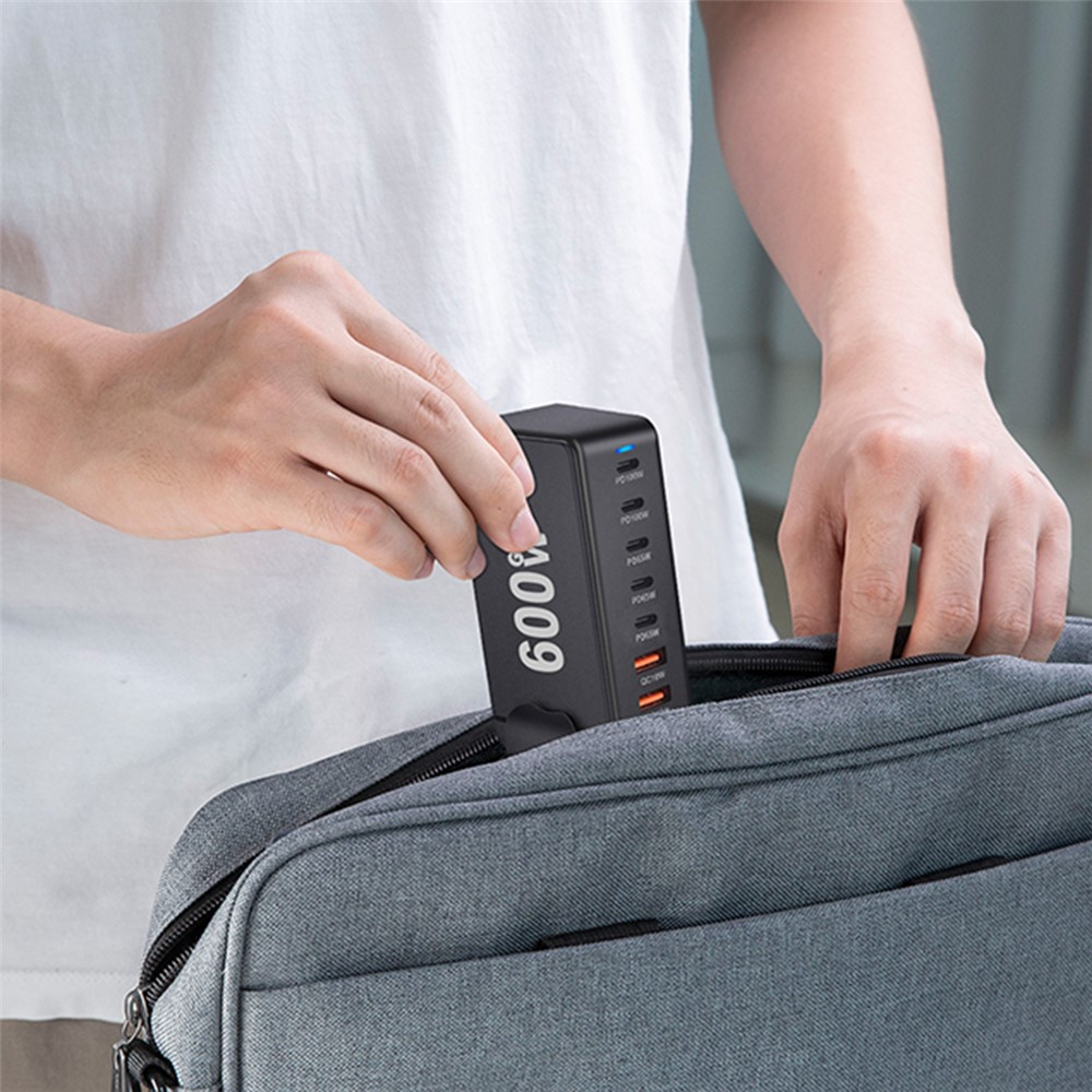 OEM stanica punjač, 600W, 4 x USB-A - 4 x USB-C, Crna