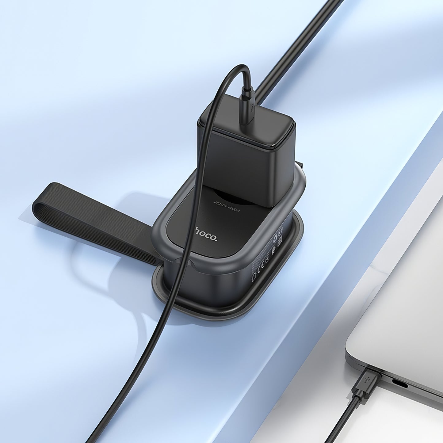 Produžni kabel HOCO NS6, 12W, 2.4A, 2 x USB-A - 1 x USB-C - 1 x Schuko, Crni